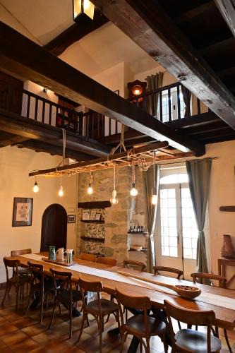 Brissac Bed & Breakfast | L'Oustal des Rameaux