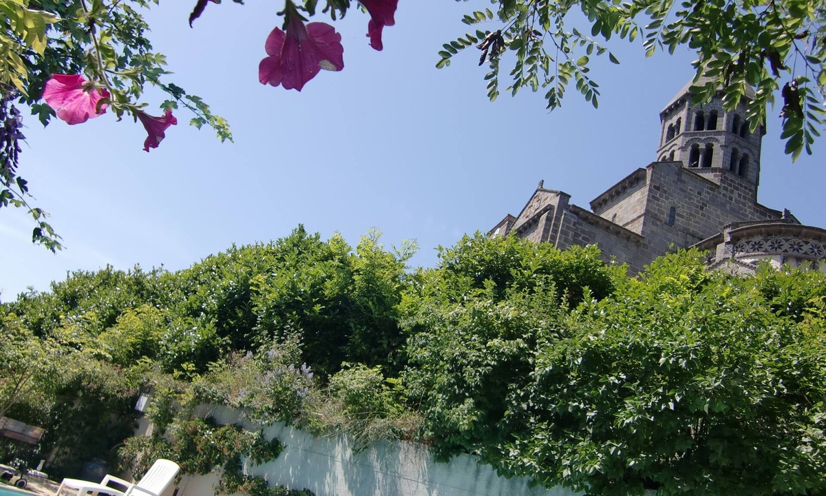 Saint-Nectaire House | L OUSTALOU MAISON D HOTES DE CHARME EN AUVERGNE PISCINE PRIVEE CHAUFFEE