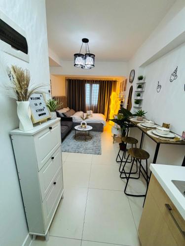 Matandang Balara Bed & Breakfast | L Studio by Sella