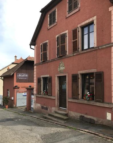 Saint-Hippolyte House | La bacchante