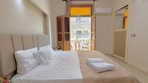 Qasr an-Nil Hostel | La Bella Casa Hostel
