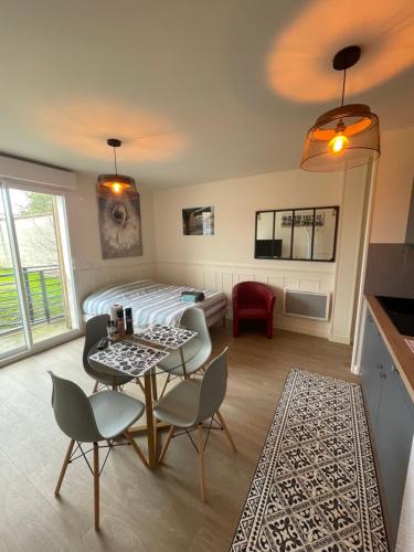 Angouleme Apartment | La Belle Echappée