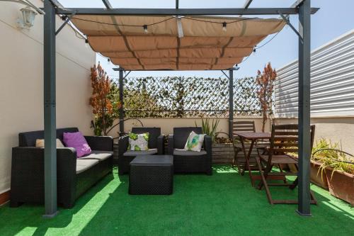 Sant Pere de Ribes House | La Cantonada