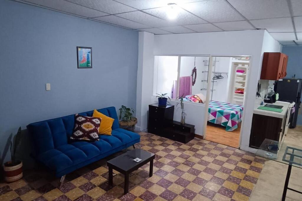 Cali Apartment | La casa bohemia