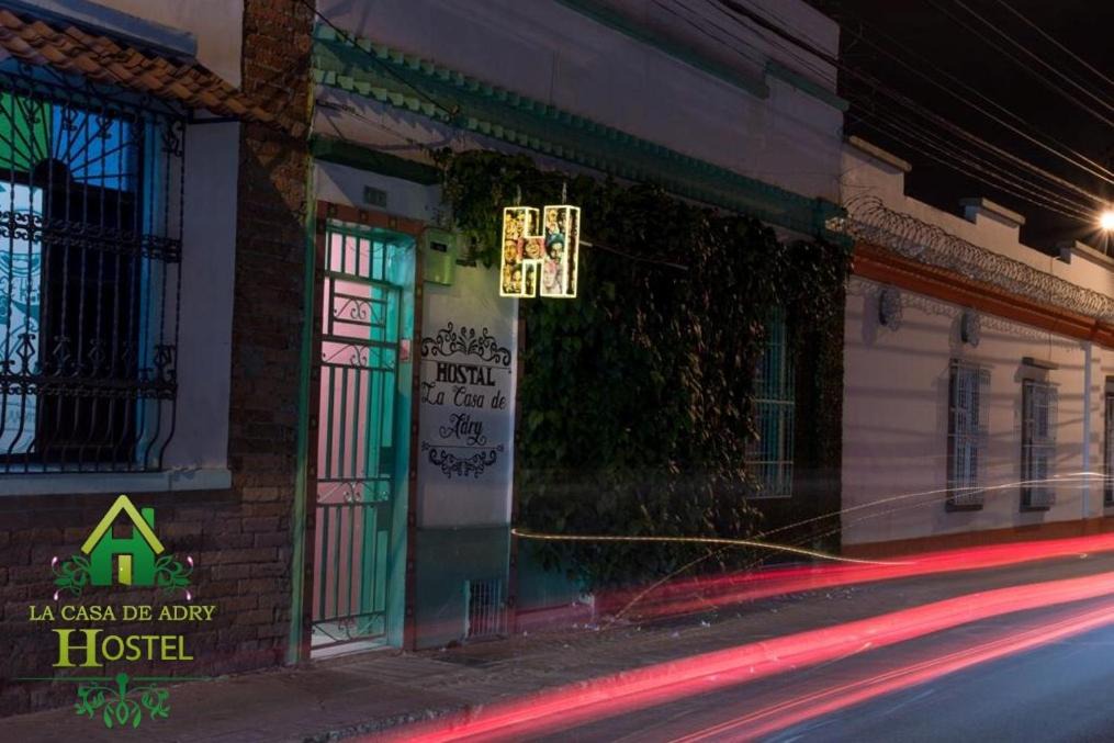 San Antonio House | La Casa de Adry