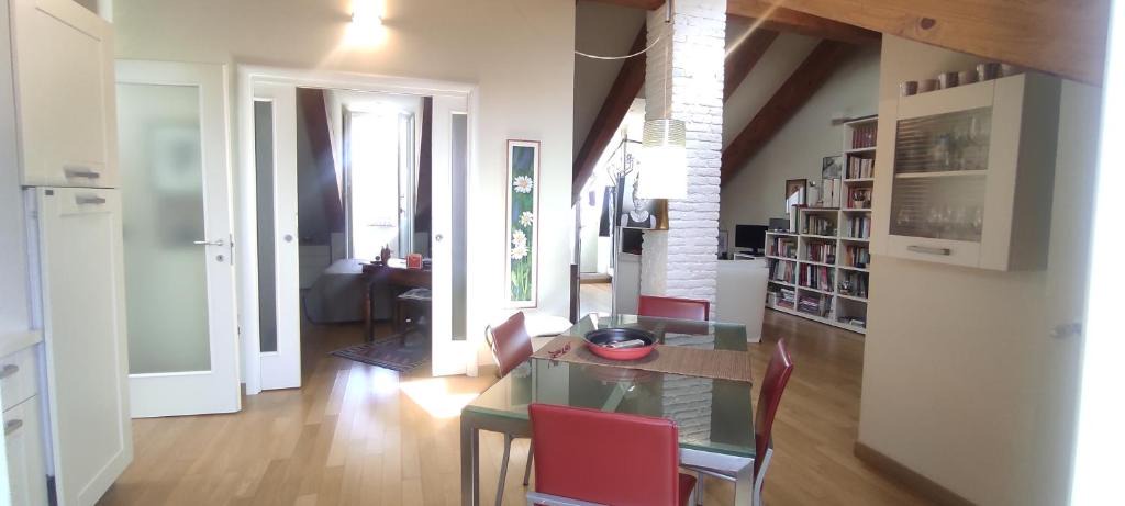 Aurora Apartment | La Casa dei Libri 22