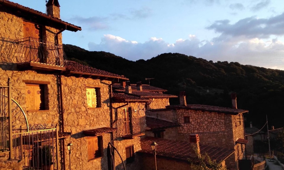 Colle Rinaldo House | La Casa della Rocca for a relaxing stay