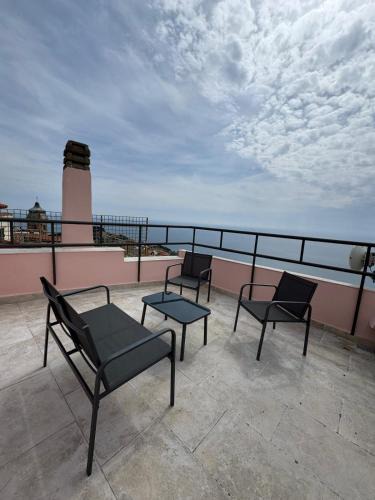 Costarainera House | La Casa di Bibi - Ca' de Gino