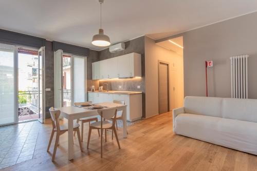 Arona Apartment | La Casa di Lilly