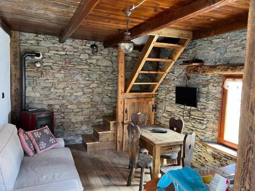 Prali Ski Chalet | La Casetta Prali