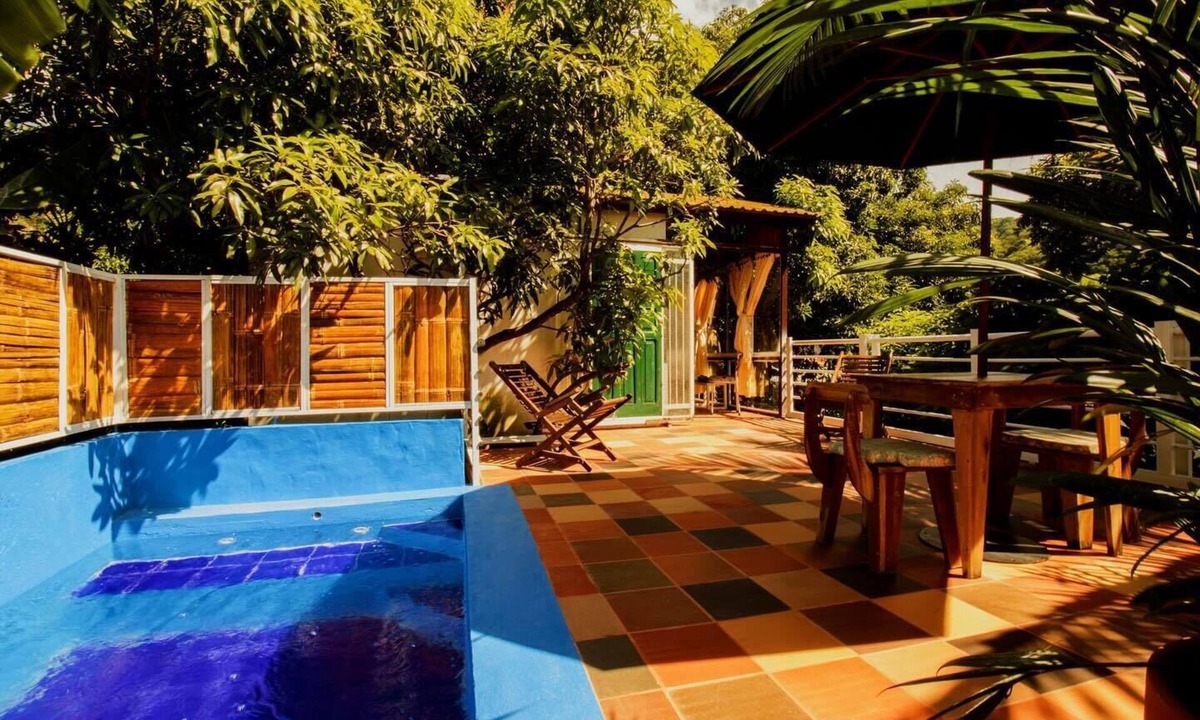 Guayabal Hotel | La Casona de Sara