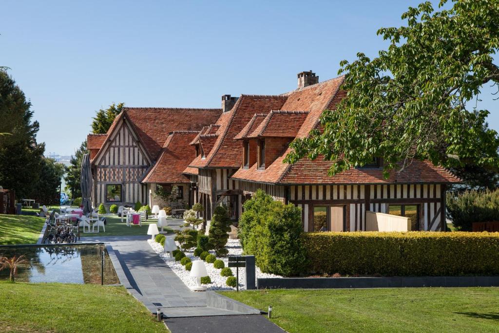 Honfleur Hotel | La Chaumière