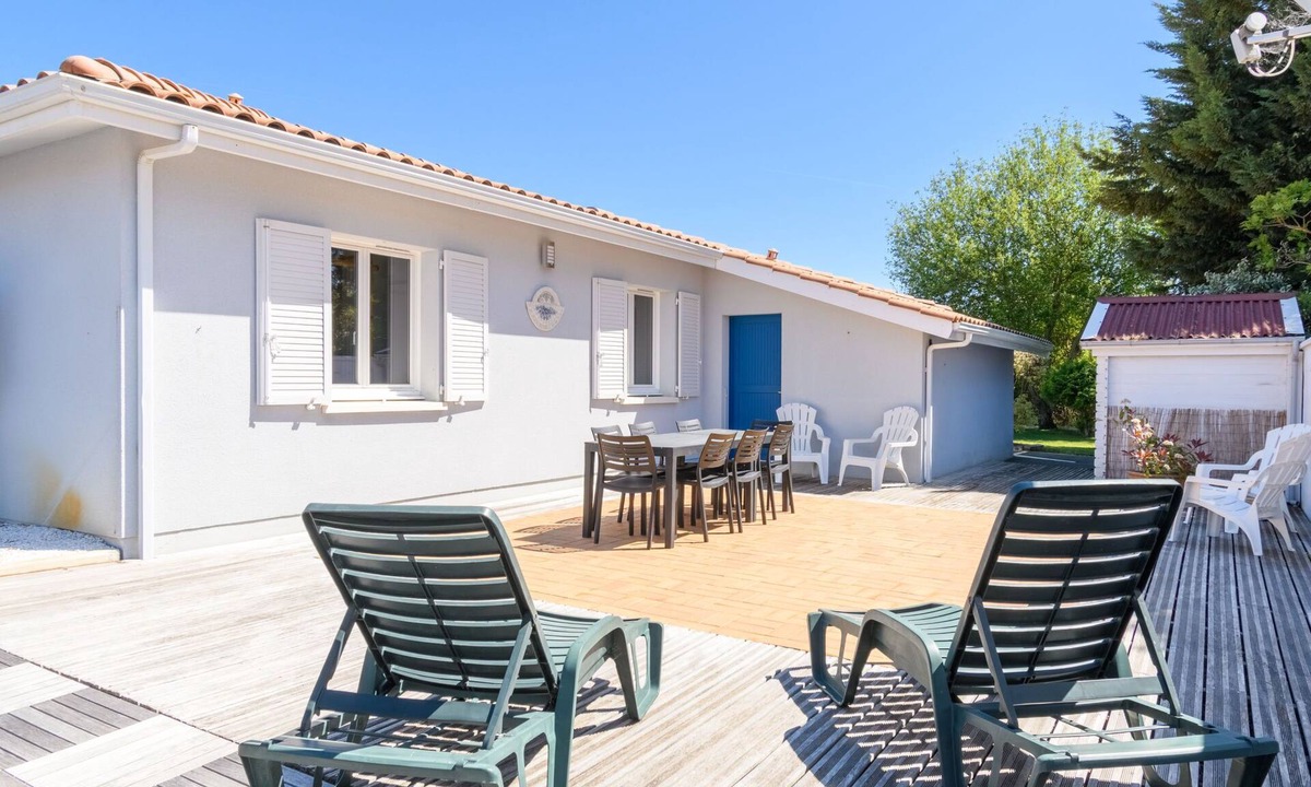 Biscarrosse House | La Clairière by Interhome