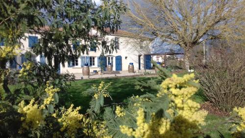 Saint-Caprais de Blaye Bed & Breakfast | La Closerie du Chêne Bleu
