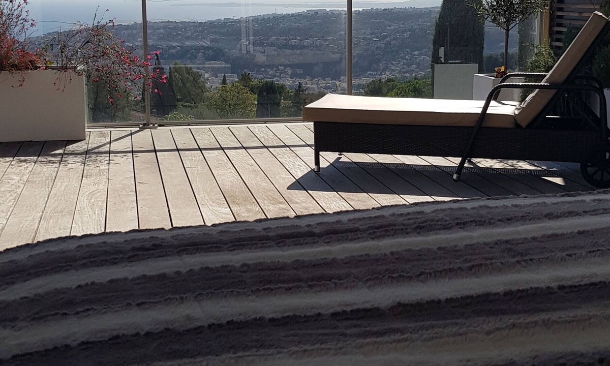 Gairaut Apartment | La Consolate 5* apartment, 90m2 terrace, panoramic sea view, private Jacuzzi