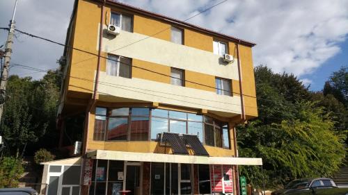 Drobeta-Turnu Severin Hostel | La Conu Iancu