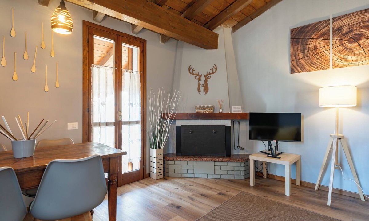 Cassina Valsassina Apartment | La Corte della Casera - Calendula