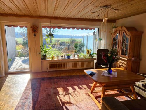 Munchen District Villa | La Datcha