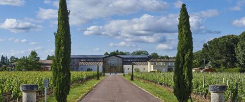 Neac Bed & Breakfast | La Fleur de Boüard