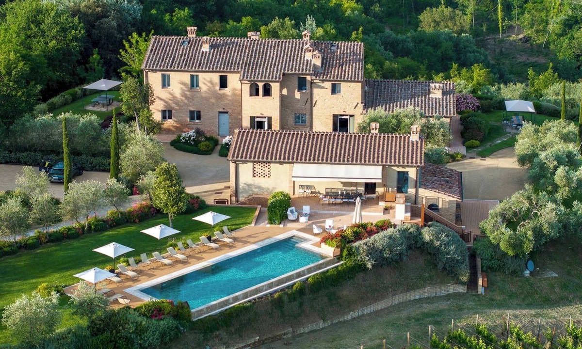 Siena Villa | La Fonte Di Santa Regina 8, Emma Villas