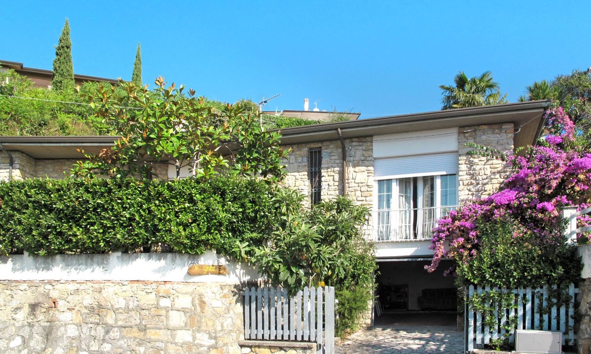 Corsanico House | La Gerla by Interhome