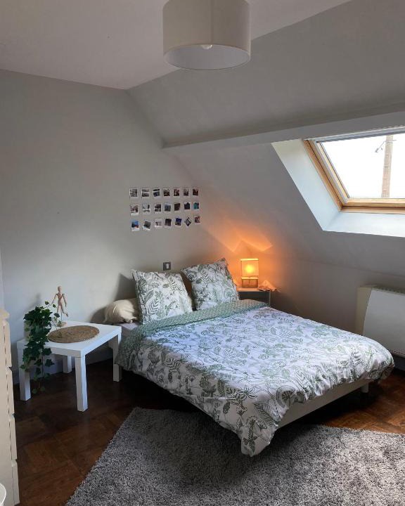Gevrey-Chambertin Bed & Breakfast | La Gibriaçoise petite chambre chez l habitant