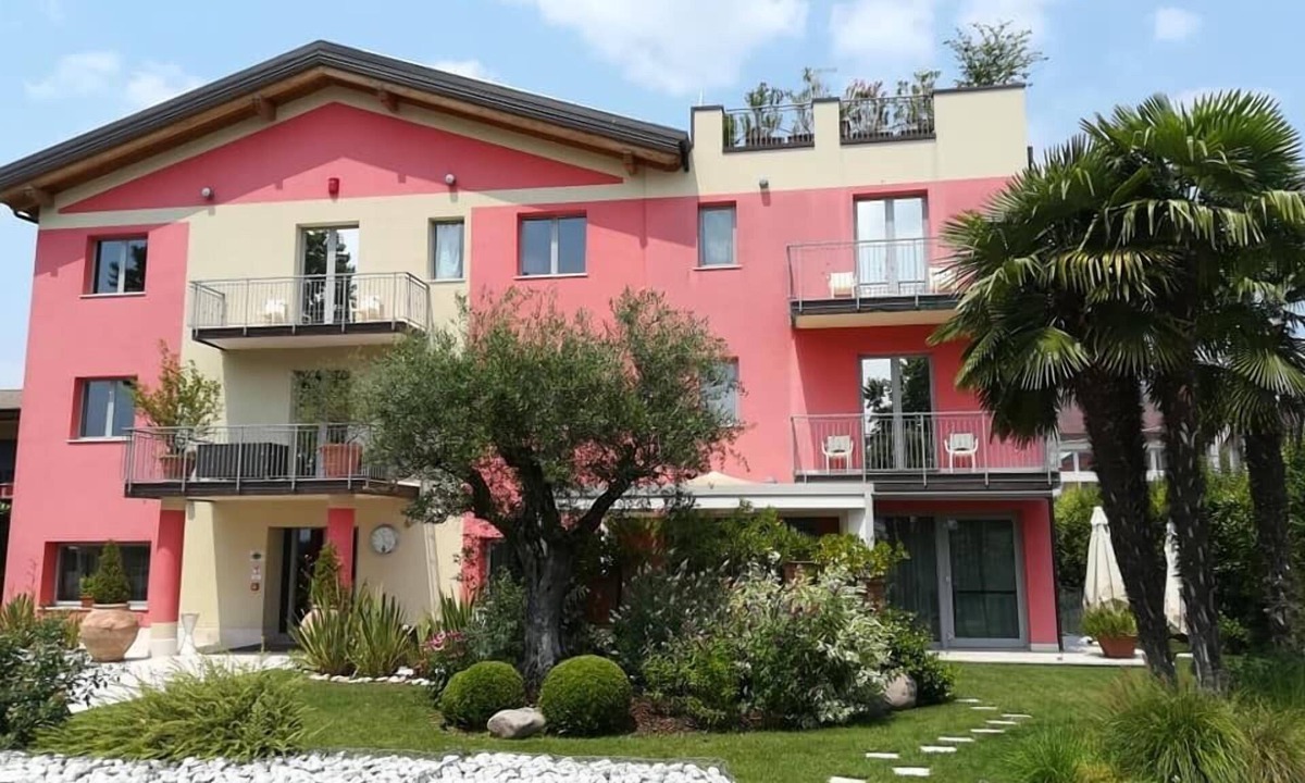Ovest Hotel | La Grotta Hotel