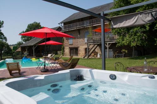 Thoire-sur-Dinan Bed & Breakfast | LA HAUTE FORGE - B&B