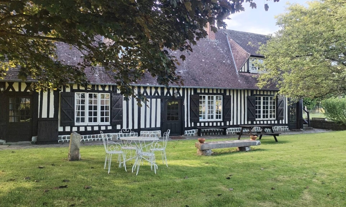 Angiens House | La LongeMer: Countryside & Sea Just a few kilometers from Veules-Les-Roses