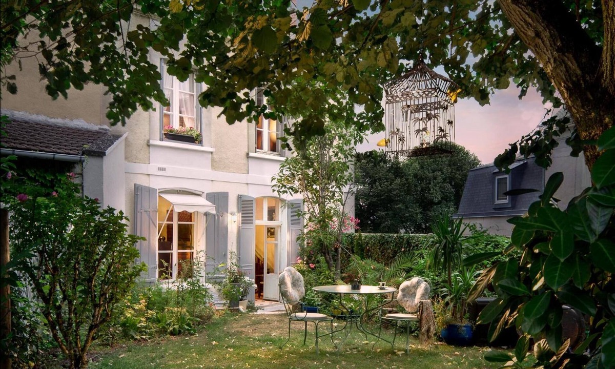 Chatellerault Bed & Breakfast | La Maison Charmante