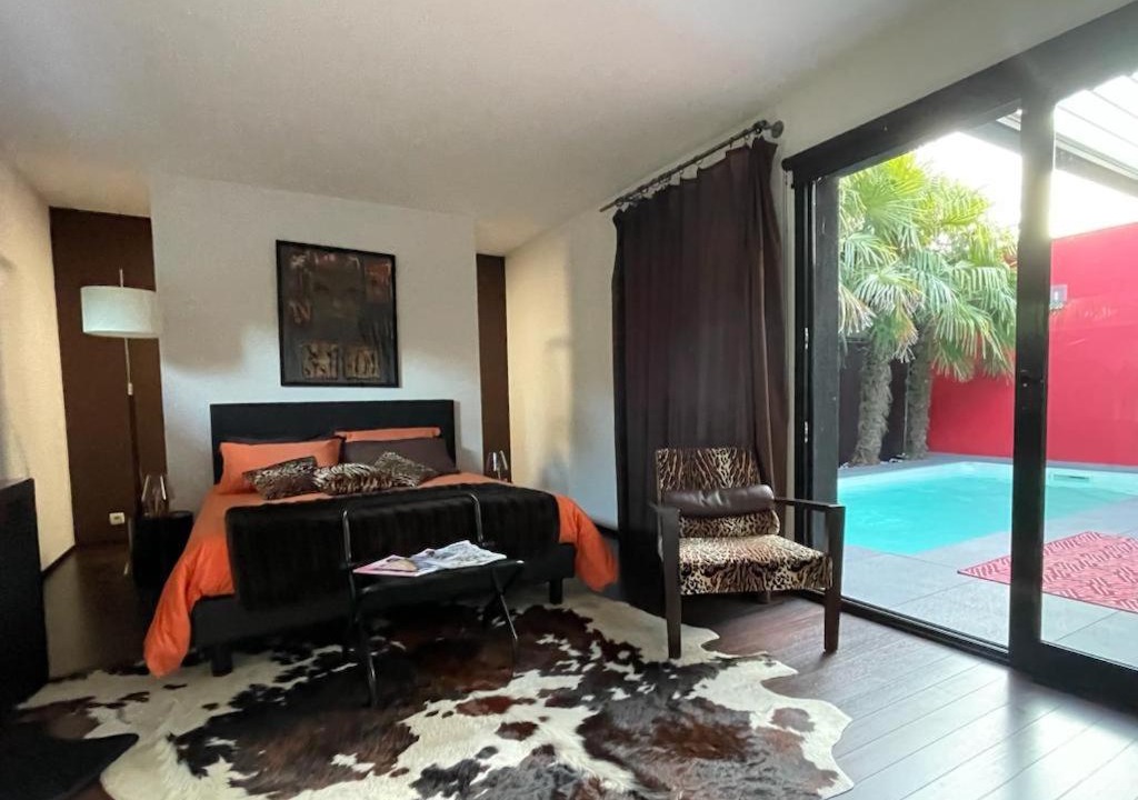 Cholet Bed & Breakfast | La Maison Courtois