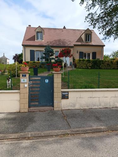 Beaumont-les-Autels Bed & Breakfast | La maison de Marie 2