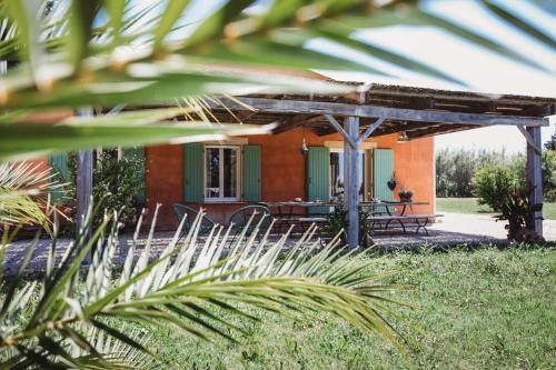 Eyragues Apartment | La maison de Lila