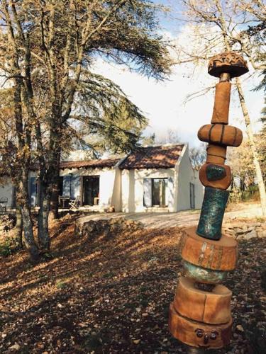 Plan-d'Aups-Sainte-Baume House | La maison de Mado et sa cabane dans les arbres