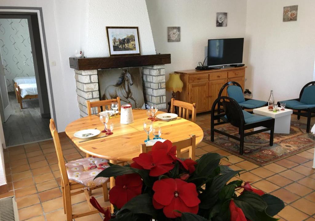 Saint-Martin-l'Ars House | "la maison de rolland"