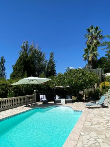 Le Plan-de-Grasse House | La Maison des jasmins