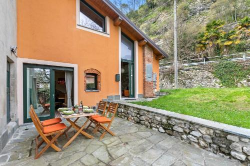 Monvalle Apartment | La Maison Du Lac 50 meters from Lake - Happy Rentals