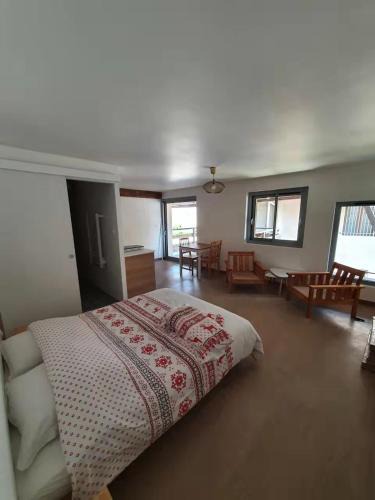 Bredannaz Apartment | La maison du lac