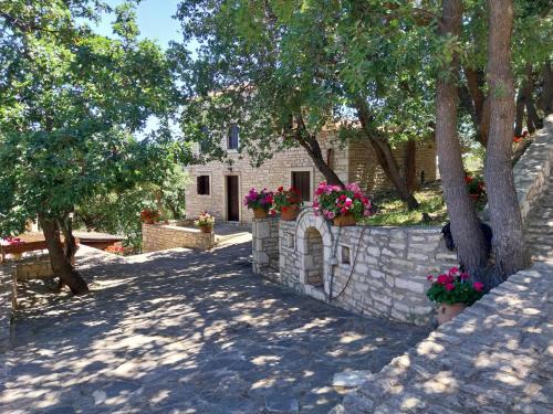 Rodhia Villa | La maison en pierre