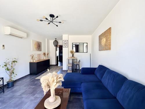 Lunel House | La Maison Lunéa