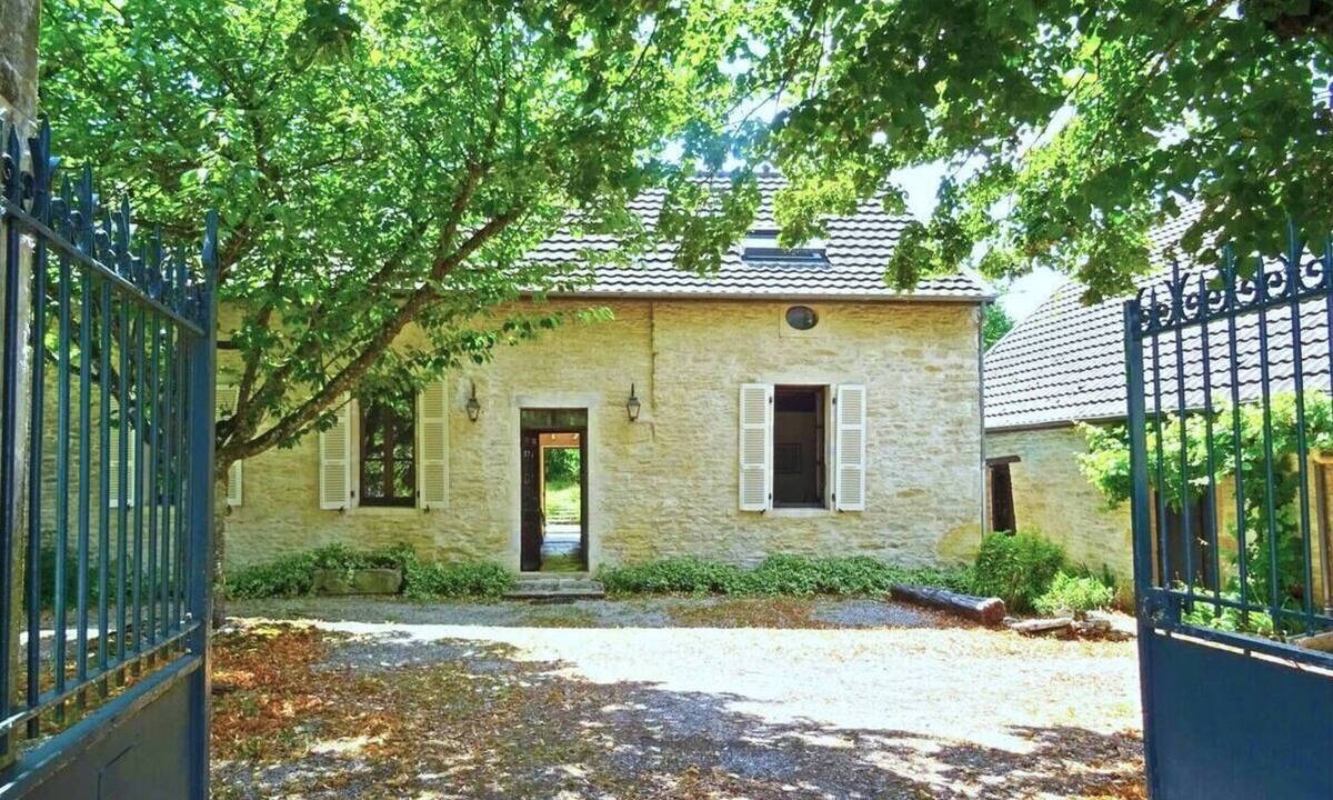 Malain Bed & Breakfast | La Malinette B&b, Calm & Authenticity