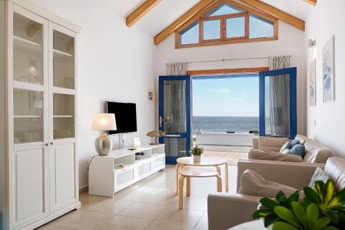 Punta Mujeres House | La Mariana