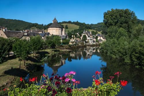 Saint-Geniez-d'Olt House | La Marmotte Tranquille