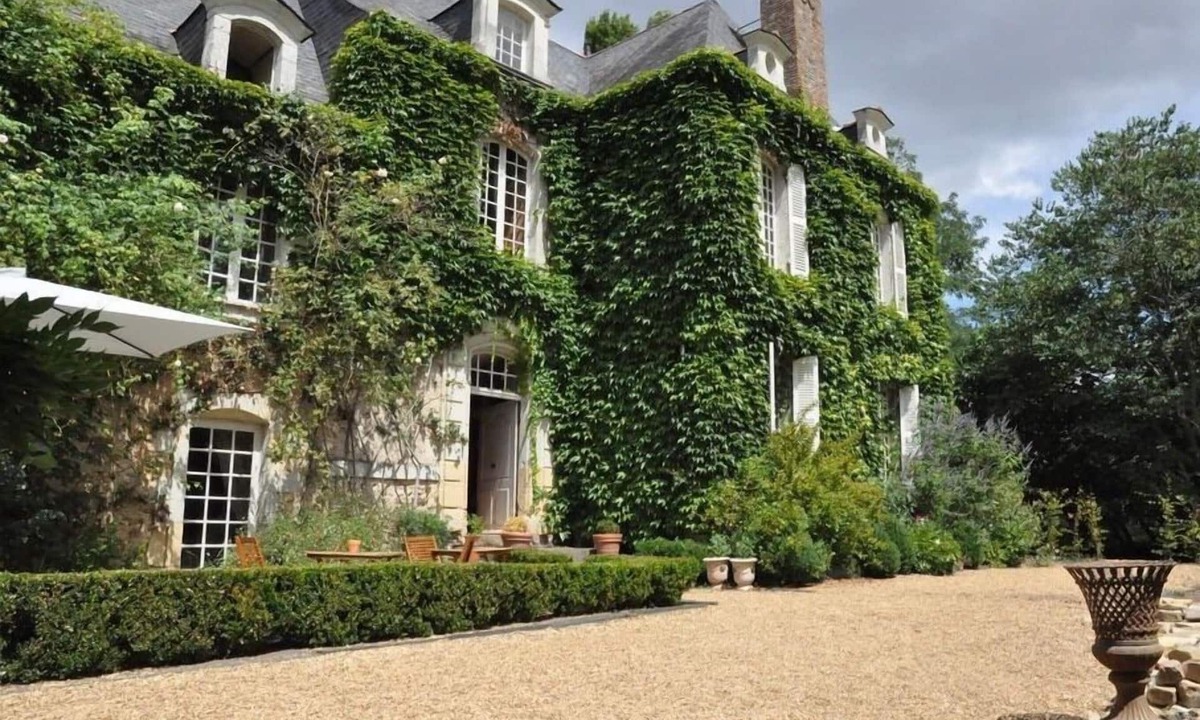 Cheffes House | La Marronnière