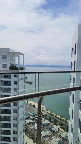 Hon Gai Apartment | La Mer Bayview Studio - Sapphire Ha Long