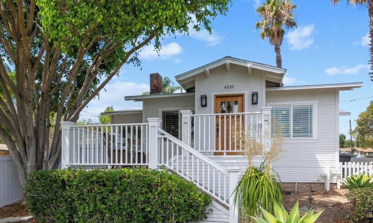 La Mesa Cottage | La Mesa 2BR Spacious Retreat Near Lake Murray