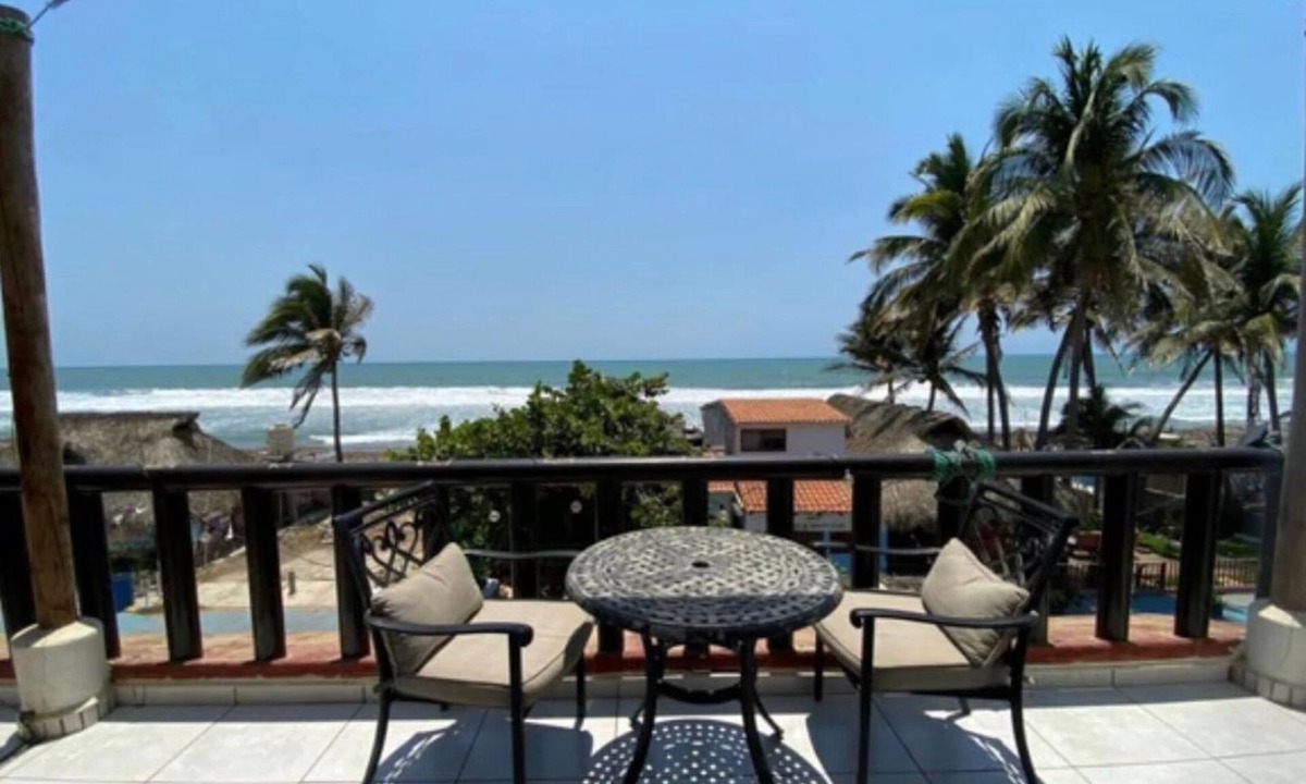 Boulevard Barra Vieja Hotel | La Orquidea