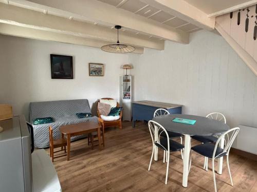 Dampierre-sur-Linotte House | La P'tite Maison
