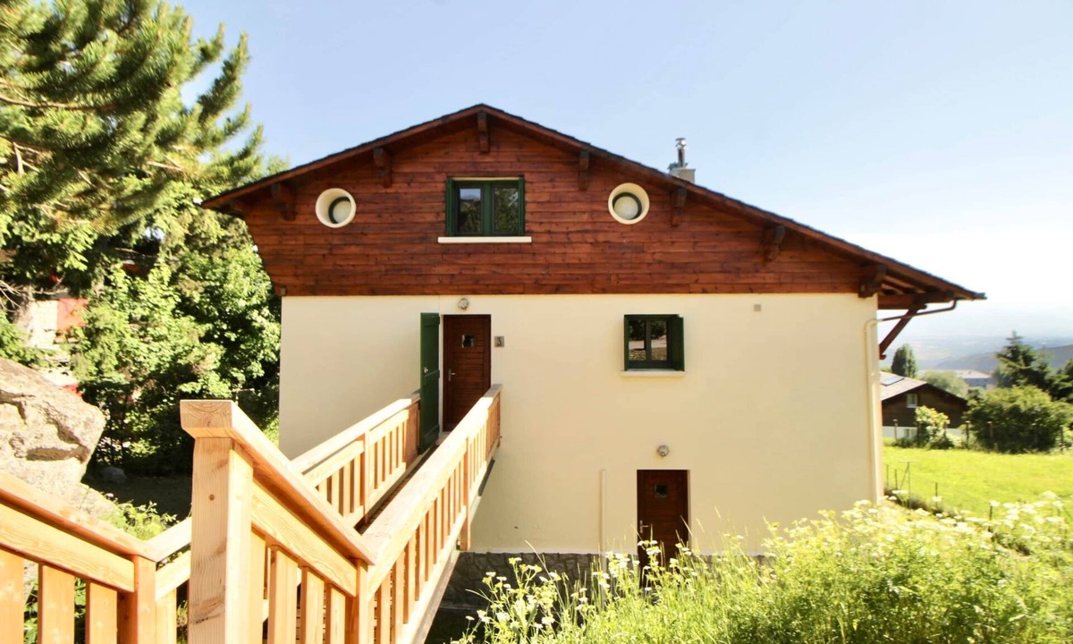 Font-Romeu-Odeillo-Via House | La Passerelle