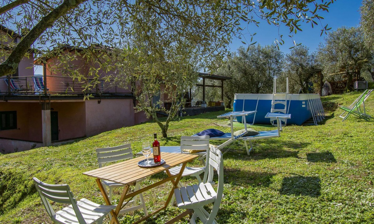 Vicopelago House | La Pergola by Interhome